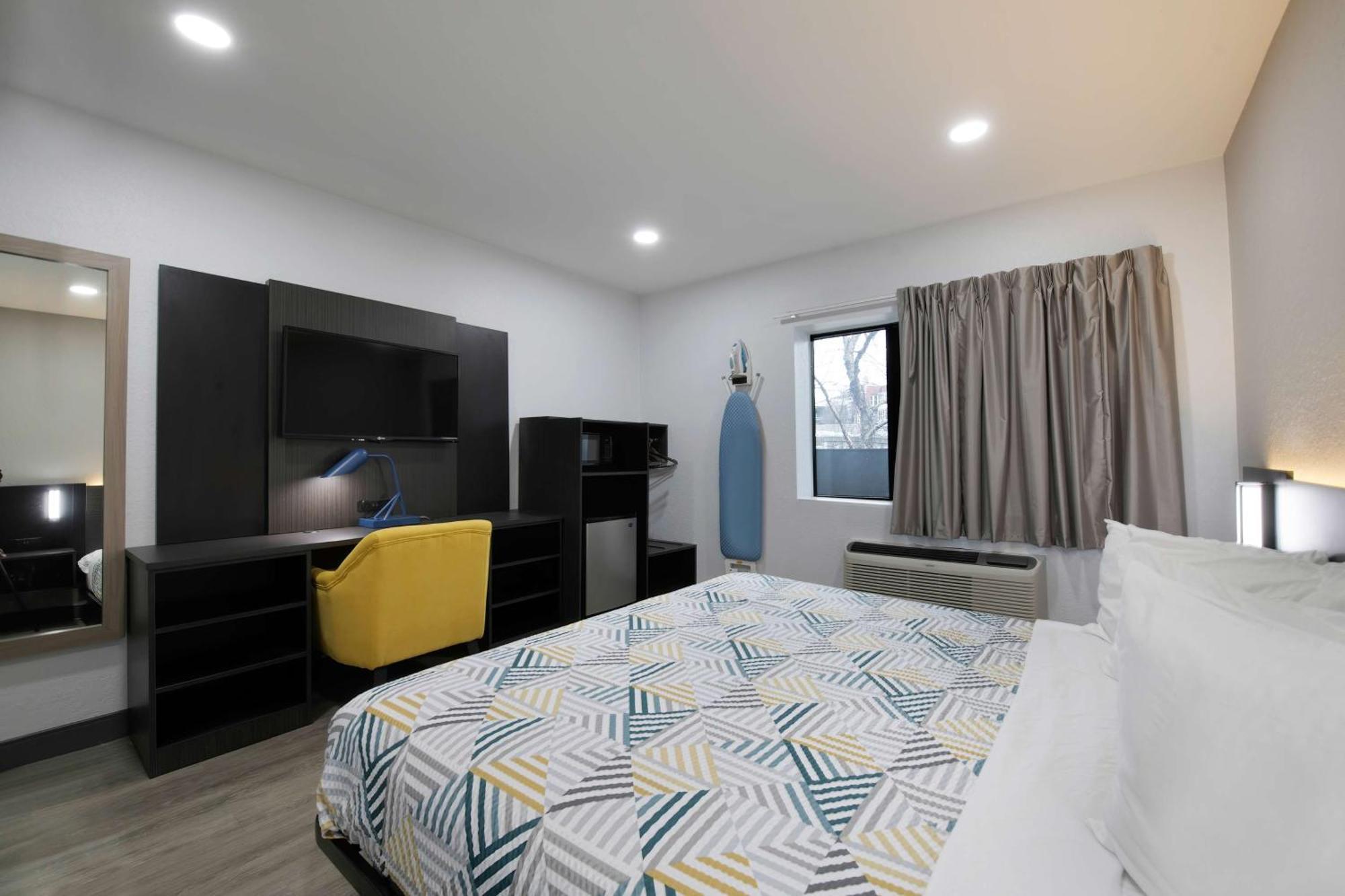 Hotel 6-atlanta, Ga - Downtown