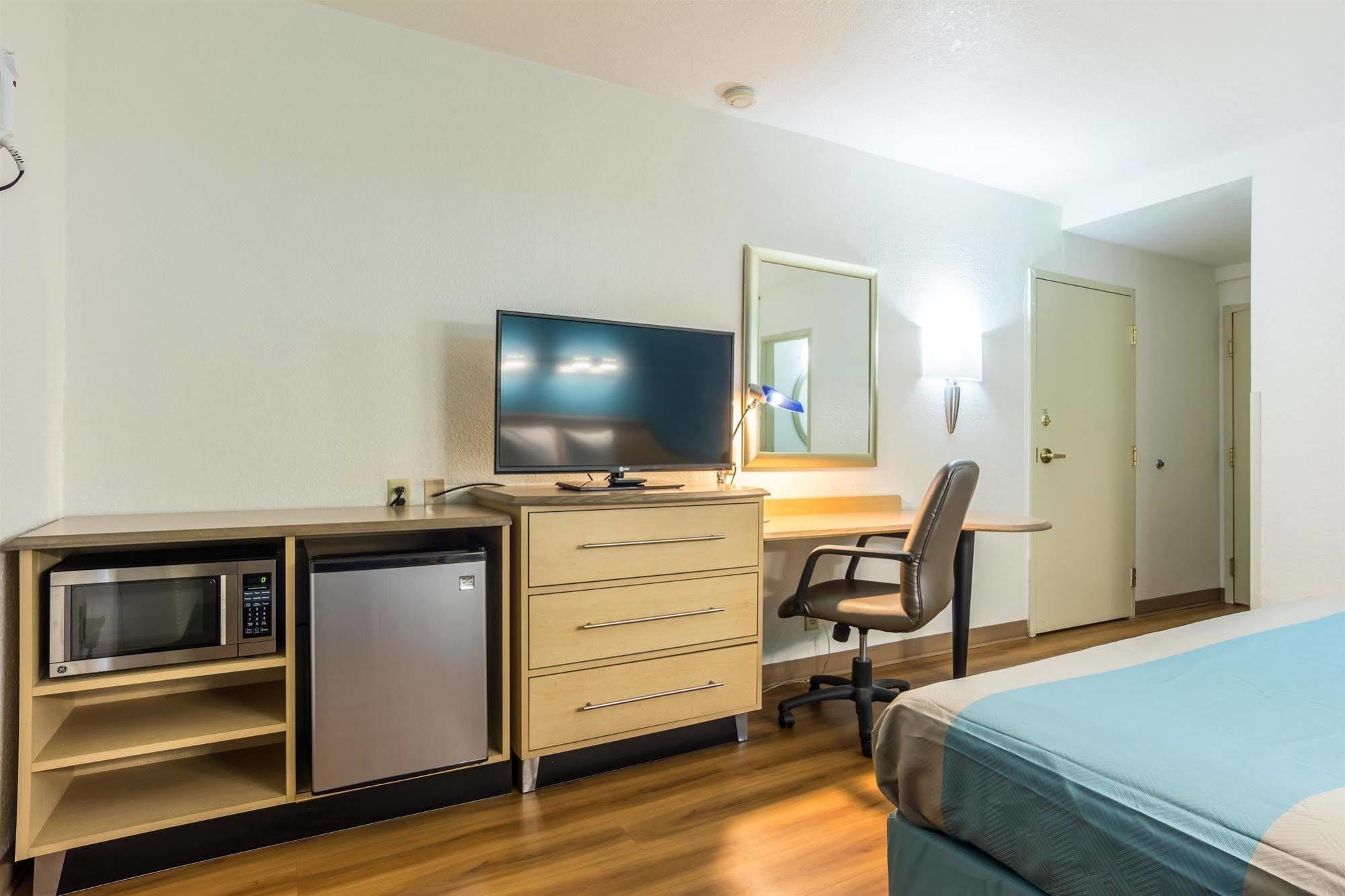 6-atlanta, Ga - Downtown 2* Atlanta